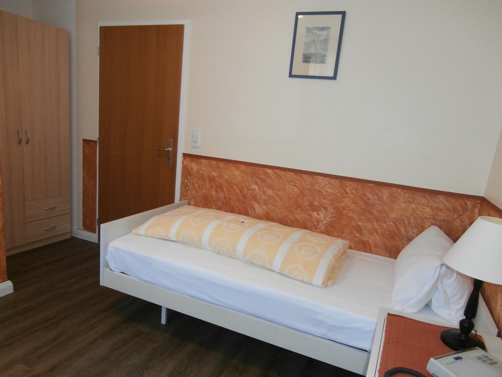 Hotel Hasselbarth Burg auf Fehmarn Kamer foto