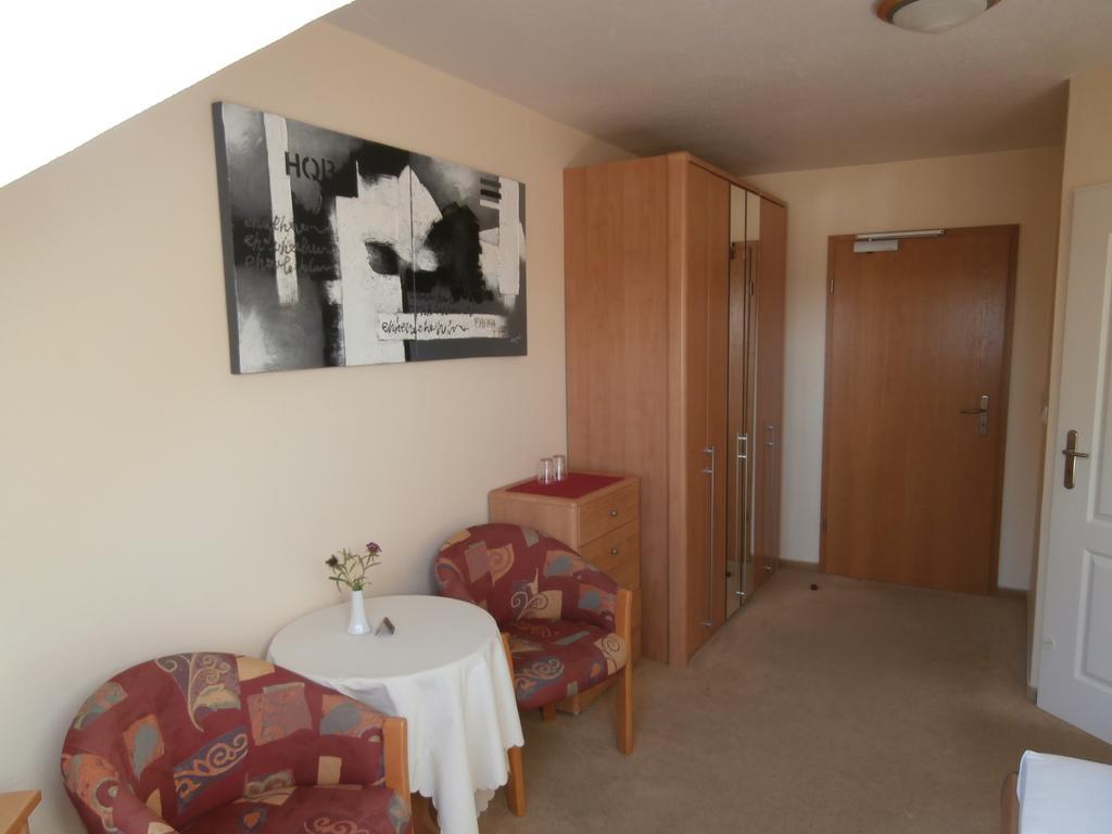 Hotel Hasselbarth Burg auf Fehmarn Kamer foto