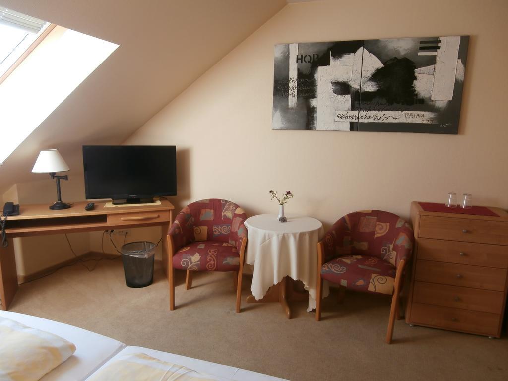 Hotel Hasselbarth Burg auf Fehmarn Kamer foto