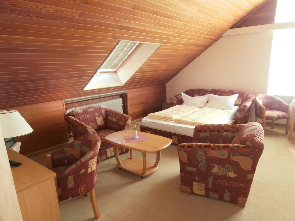 Hotel Hasselbarth Burg auf Fehmarn Kamer foto